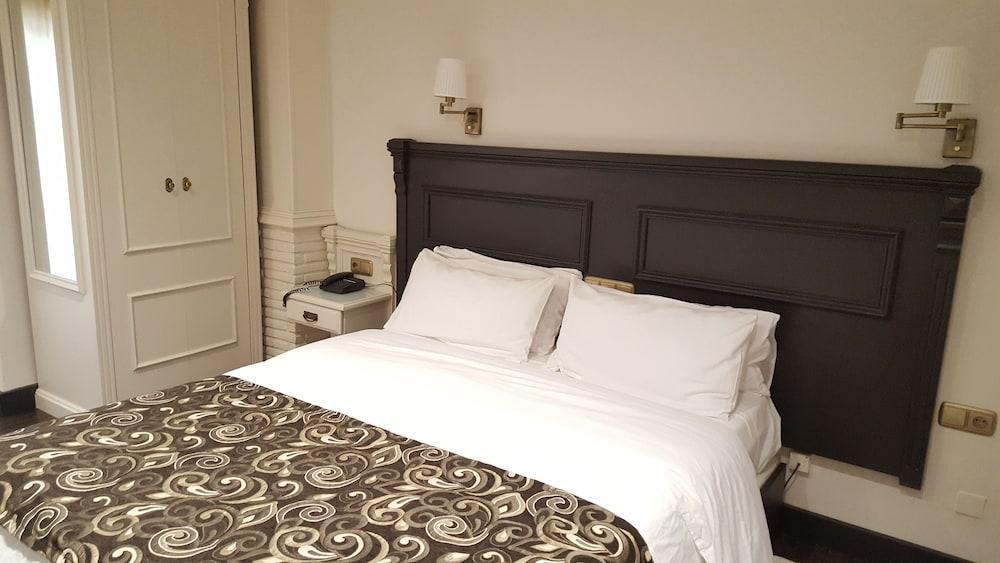Avent Verahotel Luaran gambar