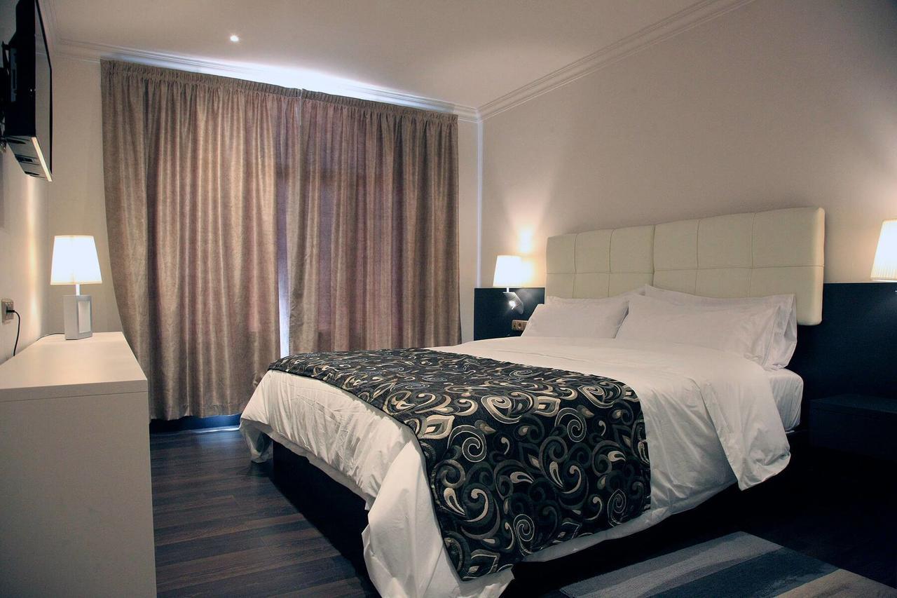 Avent Verahotel Luaran gambar