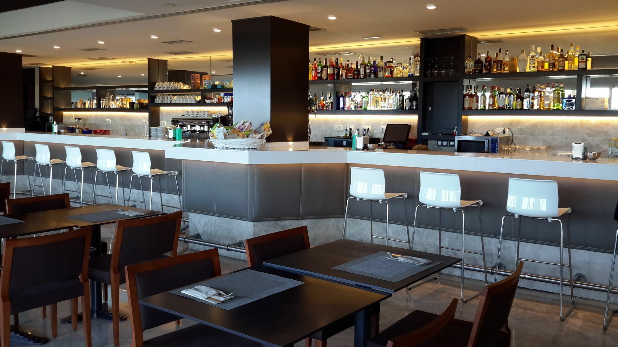 Avent Verahotel Luaran gambar
